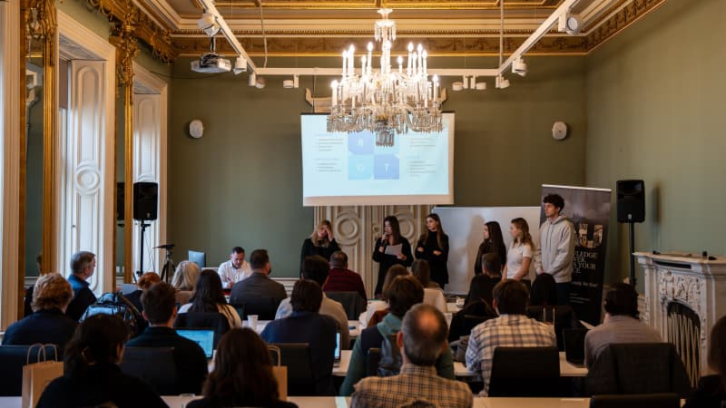 Pr in practice - dragons den final competition