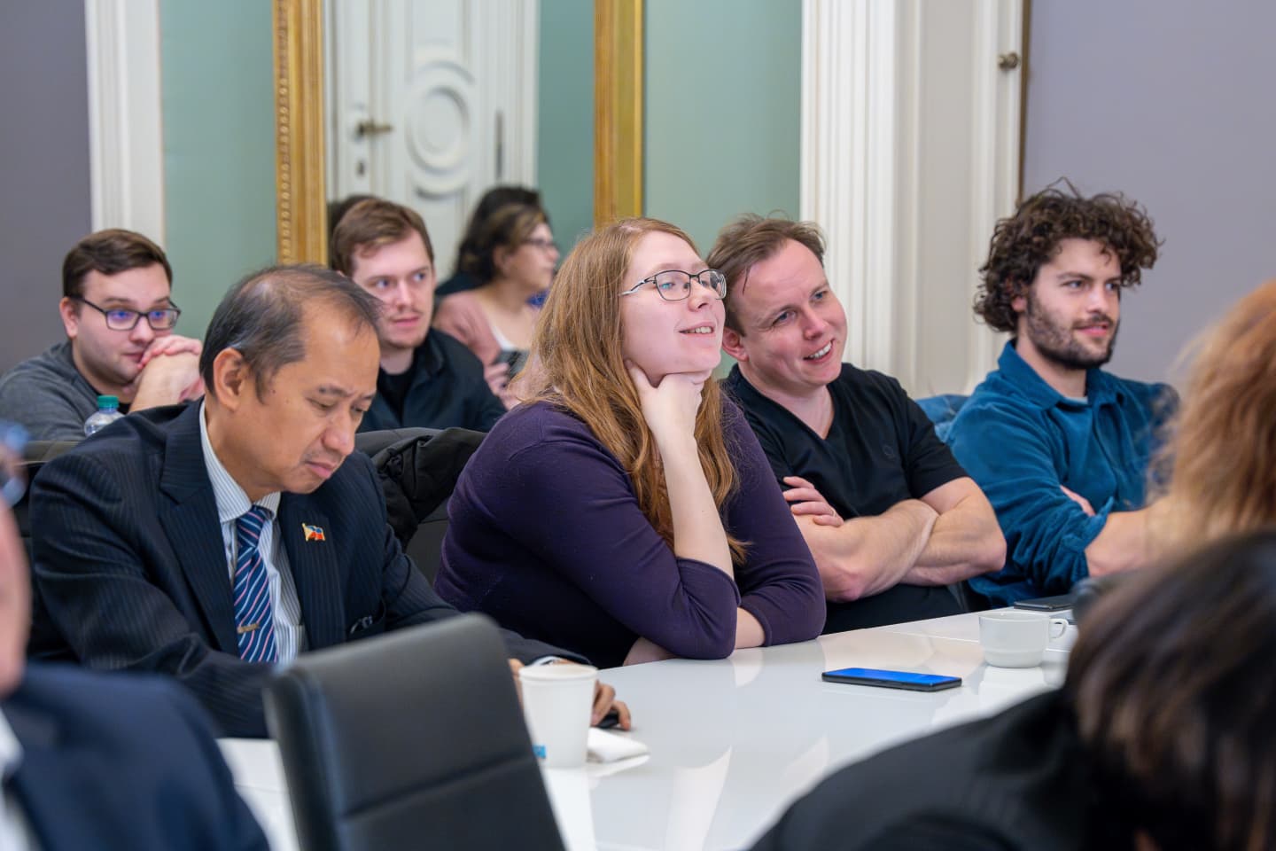 Us elections debate aau-30 (1)